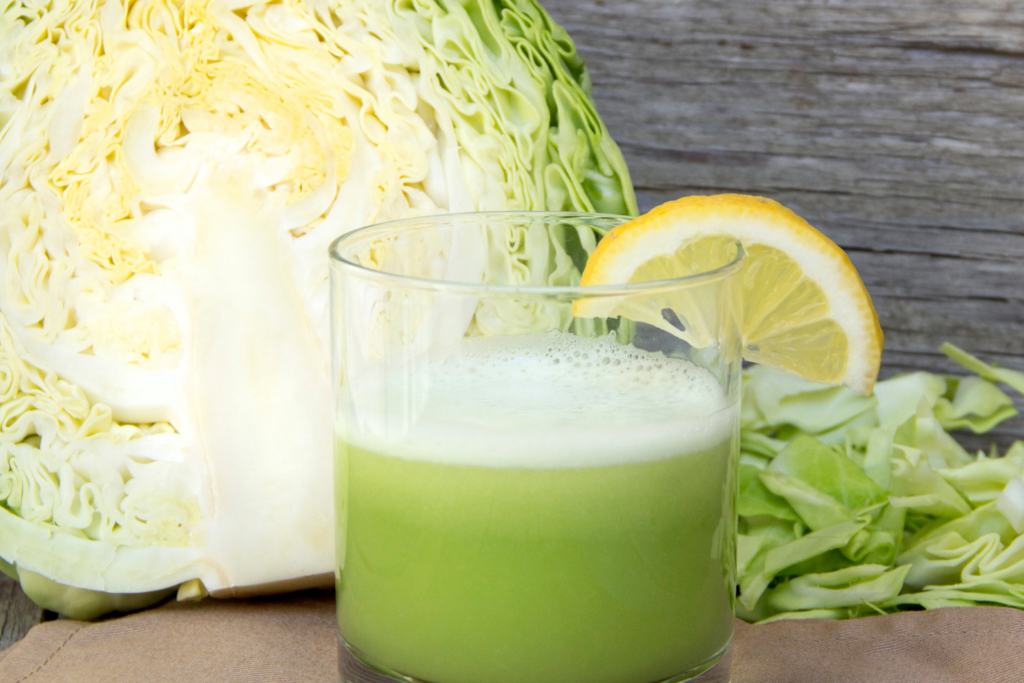 Cabbage and Lemon Detox Juice